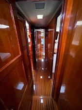 SIROCCO 5 Passageway