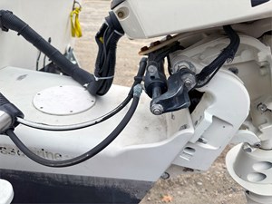 23' Hydra-Sports 2000 Seahorse 57 