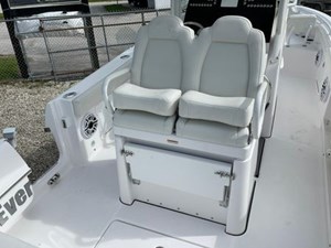 2023 Everglades 235CC 23 