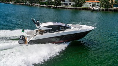 - 6 7_2019 57ft Sunseeker Predator