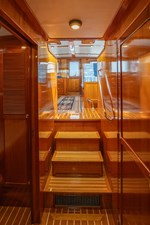 NORUMBEGA 8 Companionway