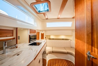 STARGAZER 24 Settee