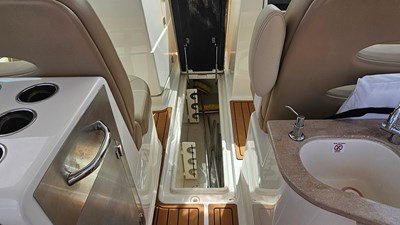 2019 Sailfish 325 DC 42 