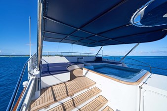 ASTERIA 26 Sundeck