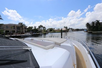- 6 75-2015-Sunseeker-Yacht-06