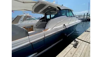 2021 Tiara Yachts 43 LE 4 