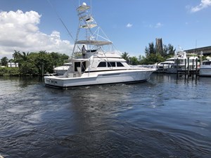 - 0 2_1997 60ft Bertram Convertible