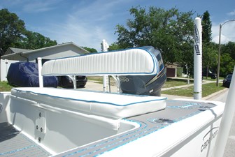 2010 Cape Horn Center Console 20 