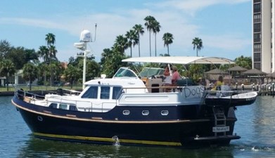 DOG'S LIFE 17 7300543_20200110135500742_1_XLARGE