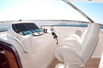 Melissa 3 115-2011-Sunseeker-34-Metre-Yacht-06