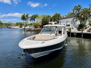 Cindy Seas 1 2_2020 38ft Boston Whaler 38 Realm CINDY SEAS