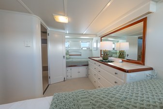 ABSOLUTE 17 Guest Cabin