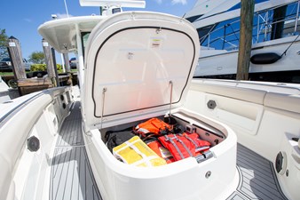 Moat-a-Boat'n 8 