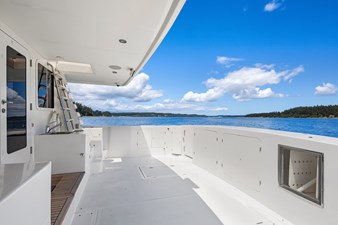QUE SA-RAH SA-RAH 45 Aft Deck