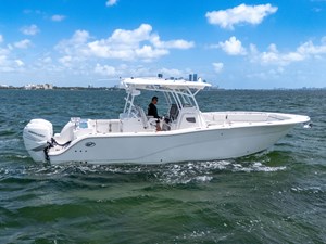 Sea Fox 328 Commander 11 32' Sea Fox _ Drone-11