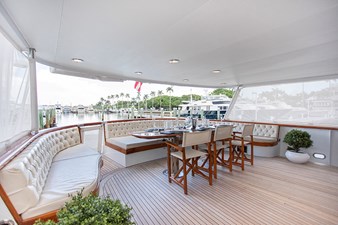 SOVEREIGN 4 Aft Deck Dining