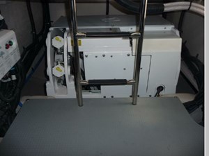 Riviera II  32 Seakeeper