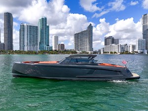2020 Vanquish VQ58 0 58' Vanquish _ Drone-18