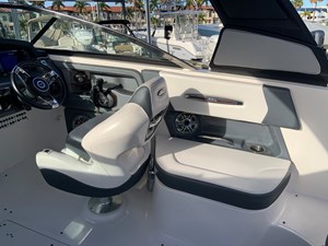 2021 CHAPARRAL 267 SSX 7 08.seats