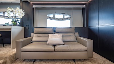 ANDIAMO II 69 YachtsBlue-108-Pershing-2021-For Sale-63