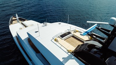 LOON 60 Loon 221' - Sun Deck
