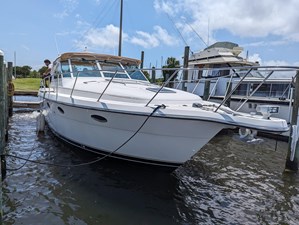 NONSENSE 7 2000-tiara-yachts-3500-express-power-9403889-20240524123913838-1_XLARGE