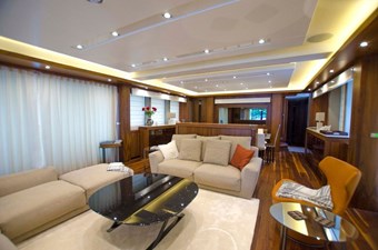 - 9 115-2015-Sunseeker-Sport-Yacht-07