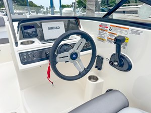 Bayliner DX2200 26 