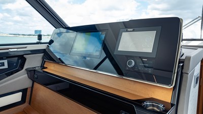 Lorax 94 2024 Tiara Yachts 48 LE