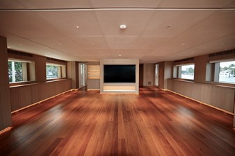 FRANKLIE 10 ROSSINAVI SALON FORWARD