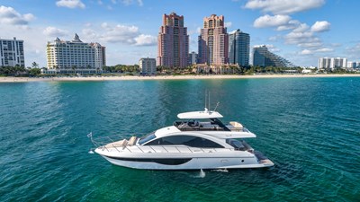 2022 Dyna Flybridge 63 8 62_DYNA_PRINT-12 (Custom)