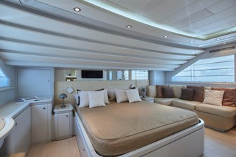 CAMARIK 21 ferretti112-024