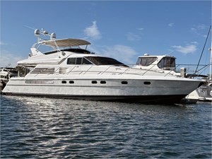 65' Fairline 1997 Squadron 0 