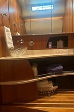2007 Tiara Yachts 4300 Sovran 87 