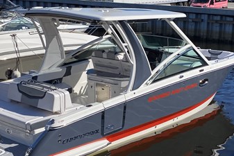 2021 Chaparral 300 OSX 2 