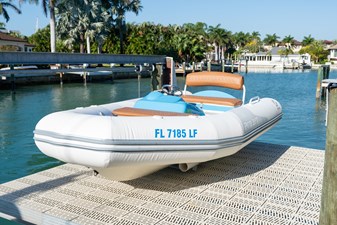 Tinka  19 20_2016 55ft Prestige 550S TINKA