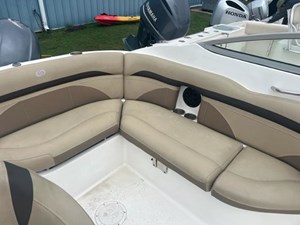 2017 Hurricane 2200 Sundeck DC 5 