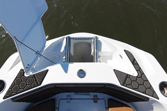 25' Scarab 255 Open ID 14 