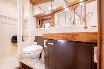 IT'S FOR YOU TOO 19 Master Head - Vanity - Shower