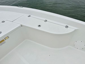 2016 Nauticstar 2110 Sport 27 28