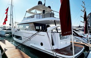Azimut Magellano 60 2 3
