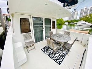 The Motley Crew 16 17_2003 57ft Navigator THE MOTLEY CREW