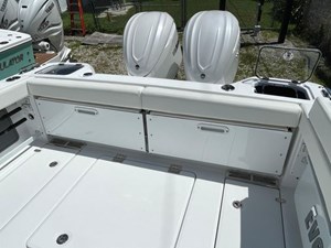 2025 Everglades 315CC 11 
