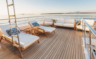 BEAUTE 23 Majesty Yacht 120 (BEAUTY)