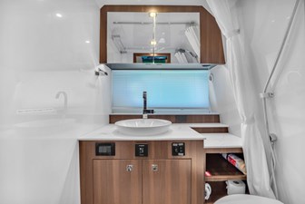Cruisers Yachts 42 GLS OB 64 42' Yacht Cruisers GLS-64