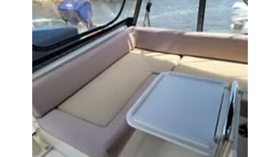 2009 Mainship 34 Trawler 24 