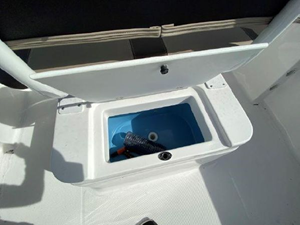 2022 Aquasport 2300 Center Console 28 36