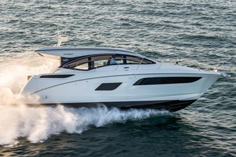 Sea Ray 400 Sundancer 0 WhatsApp Image 2025-02-26 at 10.59.07 AM (1)