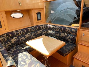 EXCELLENCE 27 28_1996 57ft Del Rey Cockpit Motor Yacht EXCELLENCE