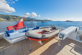 LATITUDE 13 Sundeck Aft Seating with Rescue Tender